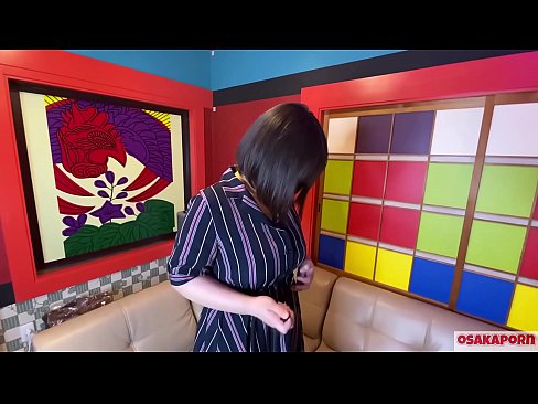 ❤️ Японська милашка з великими сиськами мастурбує секс-іграшками і досягає оргазму. Вона розповідає в інтерв’ю про свій траханий досвід. Величезні сиськи і волохата кицька голосно стогнуть. Осакапорн ❤️ Порно на uk.centr-klassiki.ru ️❤